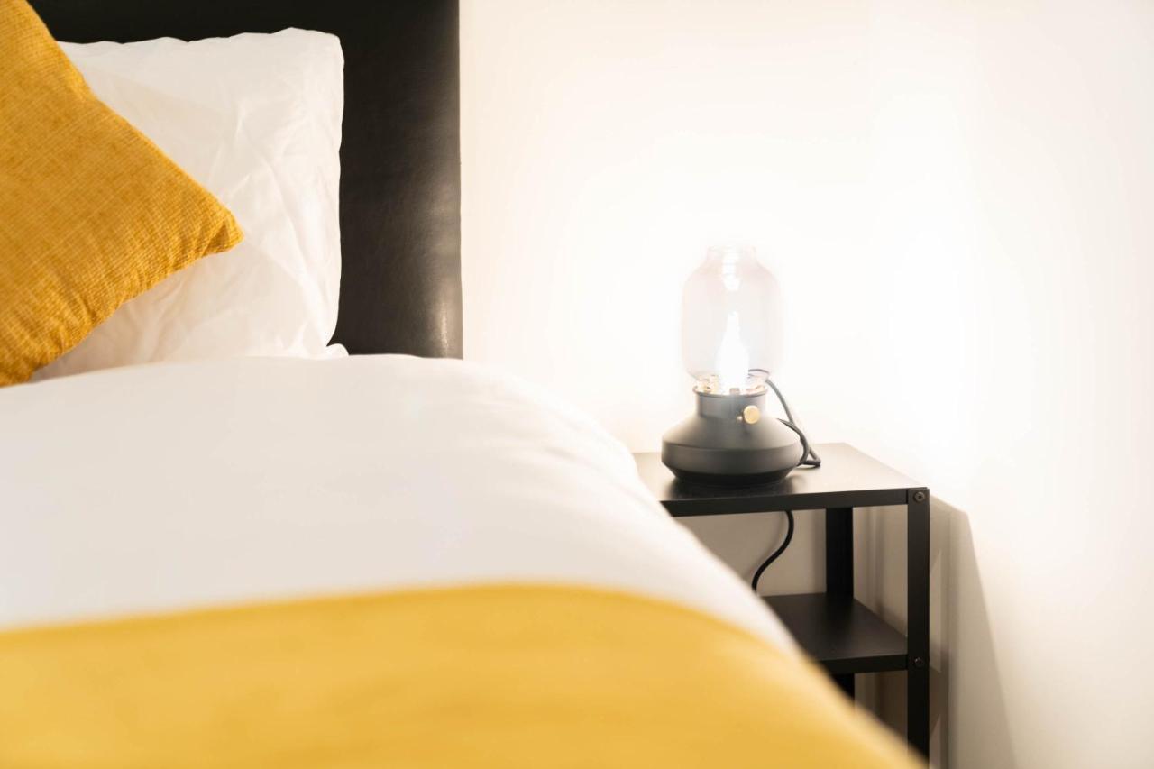Two Bedroom Apartment-One Choice Stays- Jewellery Quarter برمنغهام المظهر الخارجي الصورة